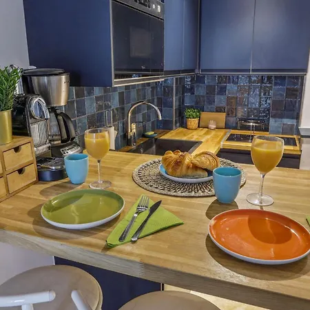 Invalides & Tour Eiffel - Cityapartmentstay *