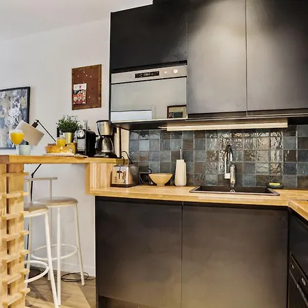 Invalides & Tour Eiffel - Cityapartmentstay * باريس