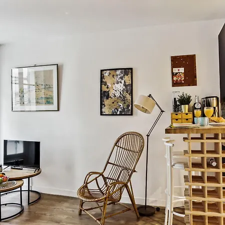 Invalides & Tour Eiffel - Cityapartmentstay شقة *